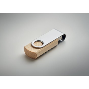 - USB 16GB in bamboo