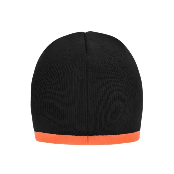 Beanie with Contrasting Border