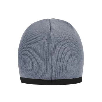 Beanie with Contrasting Border
