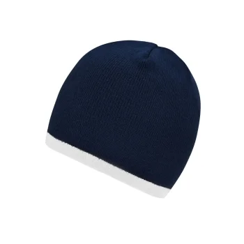 Beanie with Contrasting Border