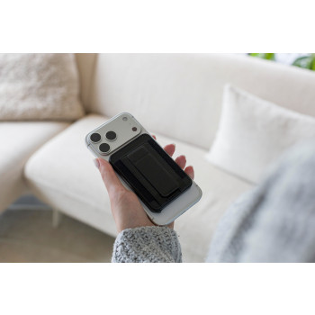 BrandCharger, porta carte Wally Stand Pro | Riciclato