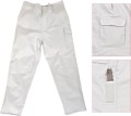 Pantalone imbianchino in colore bianco.