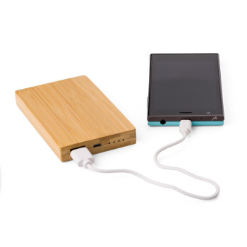 Power Bank in bamboo Ruby
