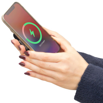 Powerbank con caricatore wireless in ABS riciclato Miren