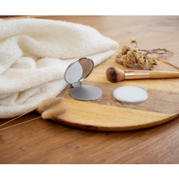 Specchietto, in PS Joyce