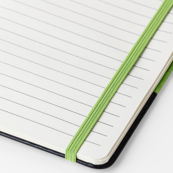 Taccuino formato +/- A5 a righe in poliestere rPET Yuna